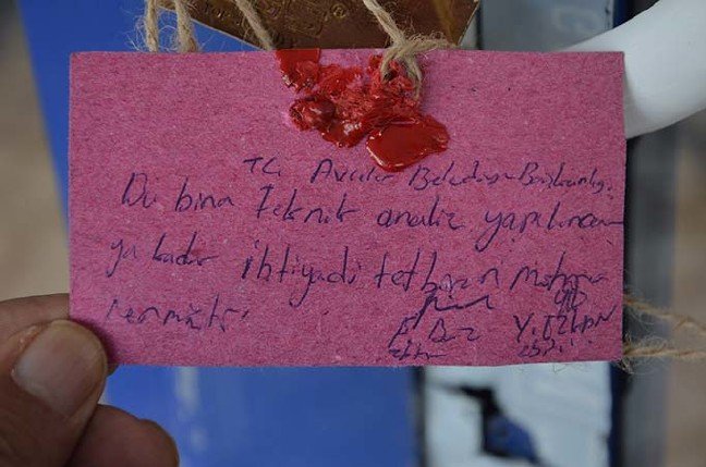 19-10/07/havadan-fotograflarla-avcilarda-26-yildir-egik-duran-bina-muhurlendi_8845_dhaphoto10