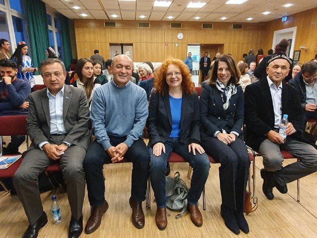 19-10/11/99ab97e1-37f1-4cb8-a2f7-6216ef659119-1570785562