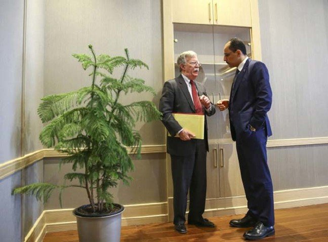 19-10/16/ibrahim-kalin-ve-john-bolton-un-fotograflari-olay-11620281_3487_m