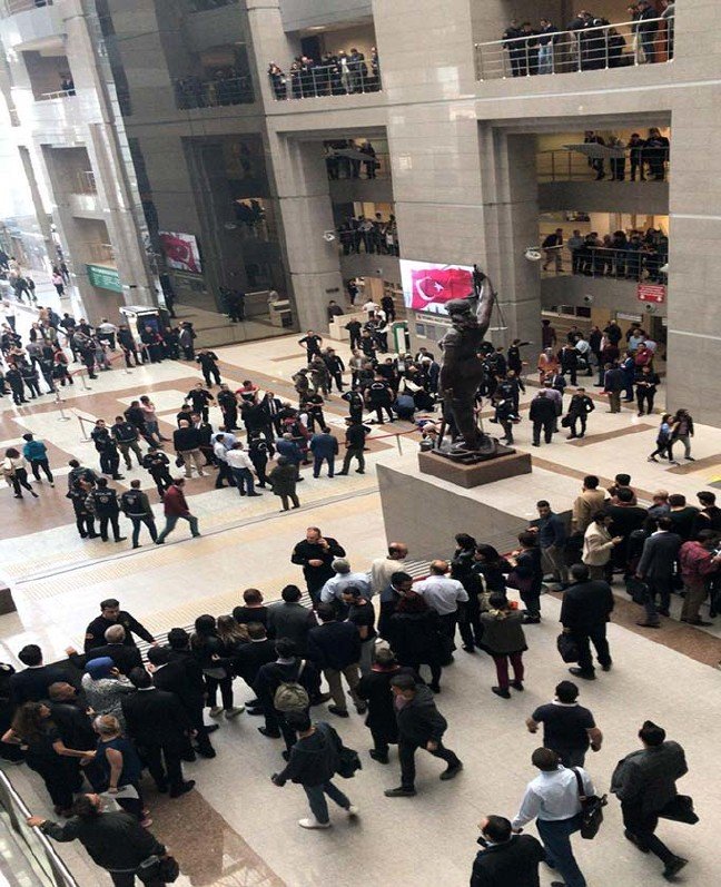 19-11/07/aw848765_02