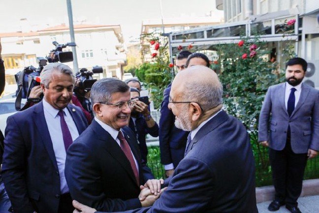 19-11/07/davutoglu_karamollaoglu-681x454