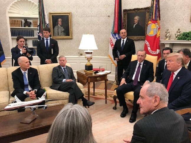 19-11/13/ejrxvrywwaa8pmy