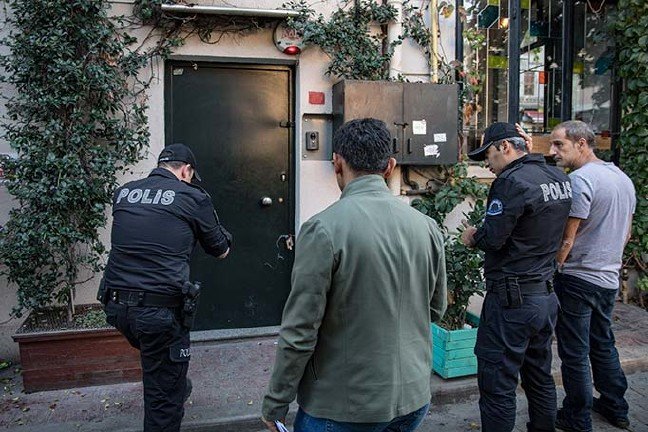 19-11/13/eski-ajan-le-mesurierin-evinden-harita-ve-kroki-cikti-_9315_dhaphoto1