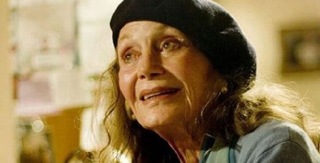 19-11/19/yildiz-kenter-kimdir-2