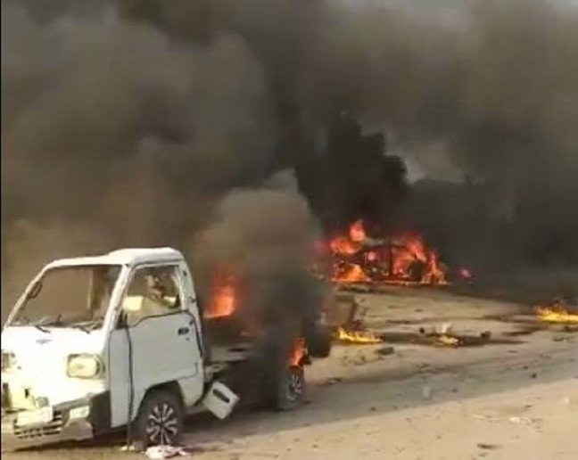 19-11/26/resulaynda-bomba-yuklu-arac-patladi-4-olu-20-yarali-yeniden_2806_dhaphoto2