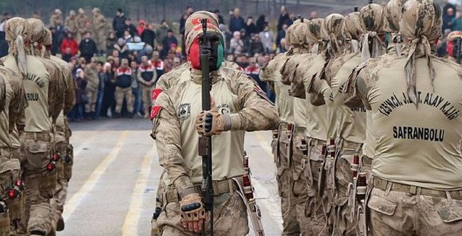 19-11/27/jandarmajpgg