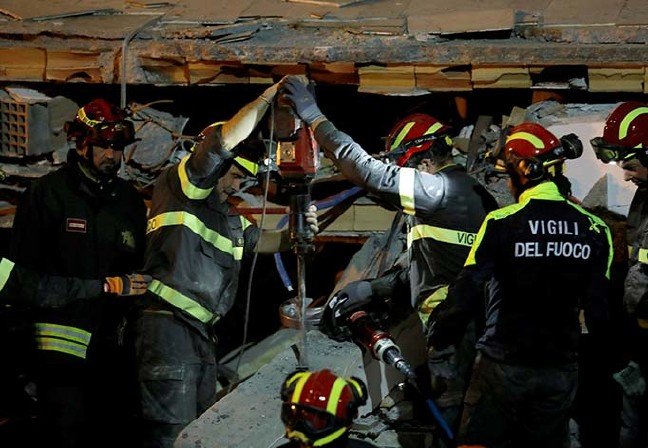 19-11/28/arnavutluk-1574923421