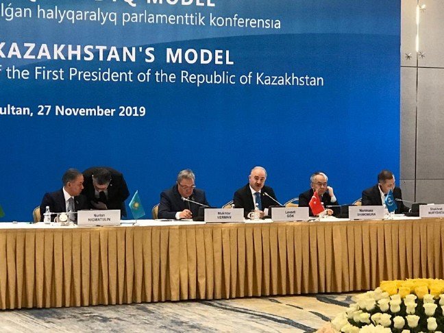 19-11/30/ekx0mr4xuaaibvw