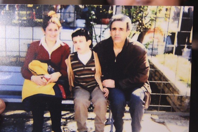 19-12/11/5df095427af5071894bb4f35