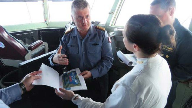 19-12/12/aw880076_01