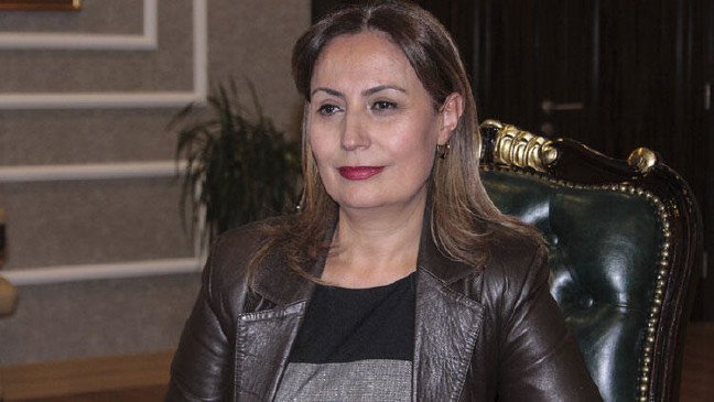 19-12/18/5df9eb610f254425902e2921