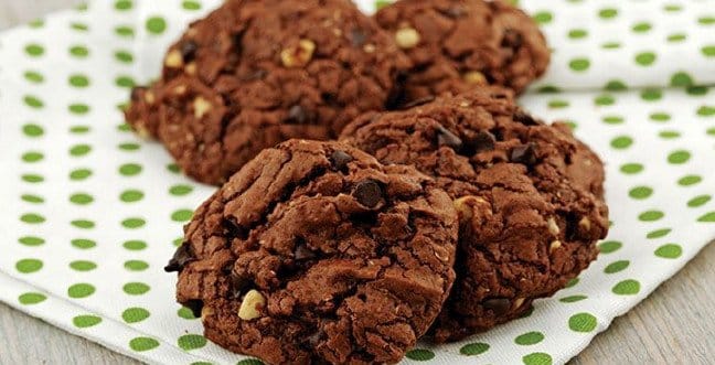 19-12/21/ikolatali-kurabiye-tarifijpgg