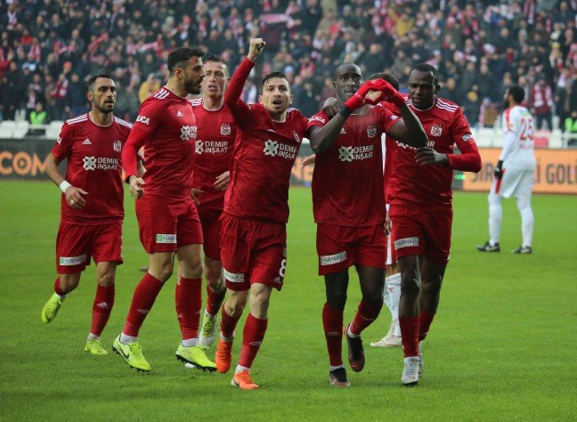 19-12/29/aw895321_09