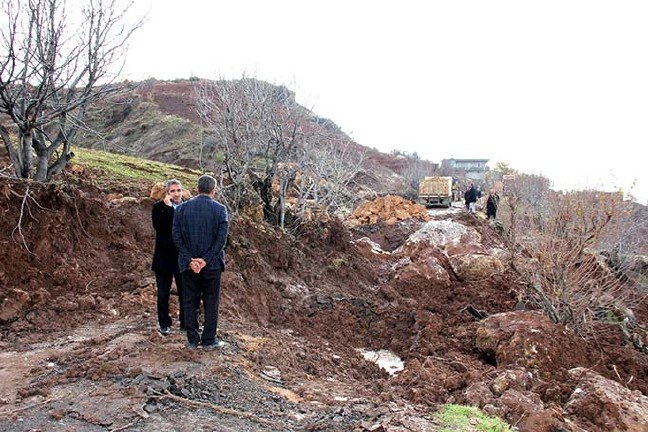 20-01/01/aw897773_01