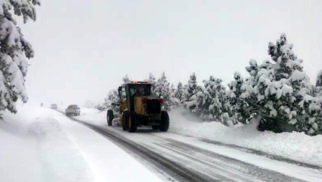 20-01/05/burdurda-tasimali-egitime-kar-tatili-2-_2921_dhaphoto2