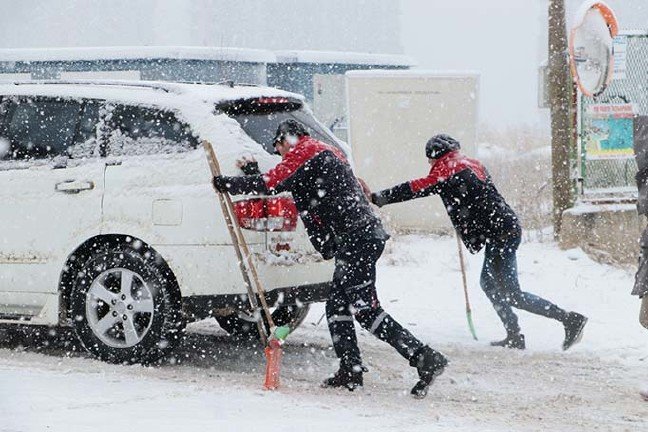 20-01/06/ankara-kar-altinda_9147_dhaphoto2