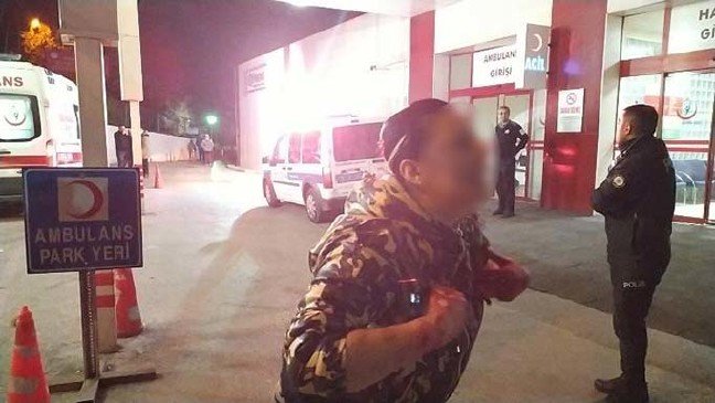 20-01/06/aw900806_01