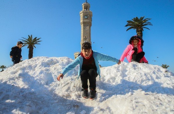 20-01/10/20200110_2_40261685_51079554