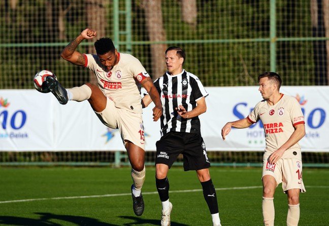 20-01/10/aw905687_15