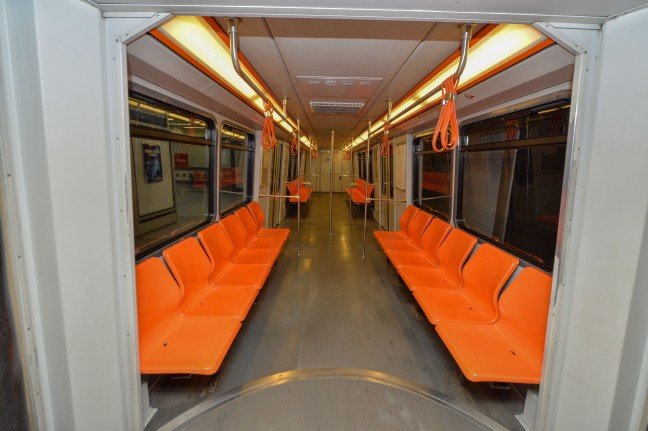 20-01/12/aw906523_01