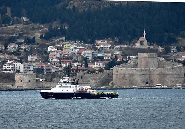 20-01/17/rus-mayin-tarama-gemisi-ve-askeri-romorkoru-canakkale-bogazindan-gecti_3332_dhaphoto7