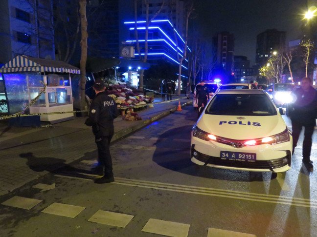 20-01/18/fotografkadikoyde-bir-kisi-esi-ile-kayinvalidesini-silahla-yaraladi_3343_dhaphoto1