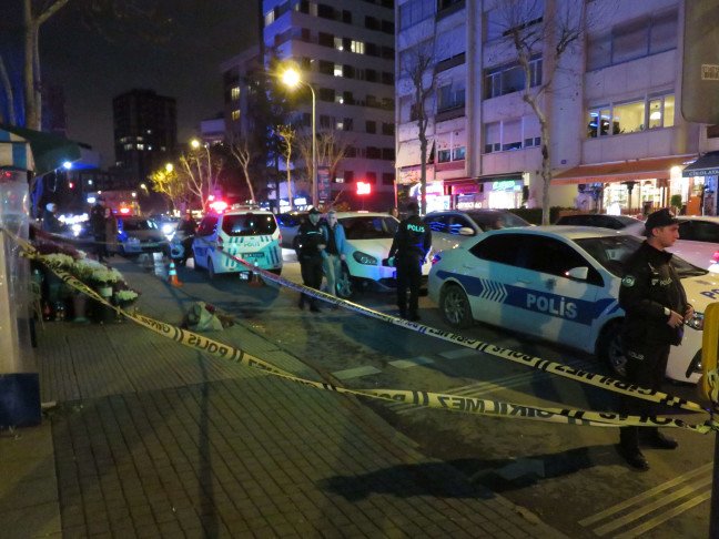 20-01/18/fotografkadikoyde-bir-kisi-esi-ile-kayinvalidesini-silahla-yaraladi_3343_dhaphoto2