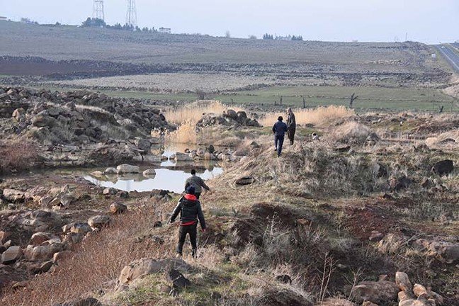 20-01/18/karnelerini-aldiktan-sonra-kaybolan-kardesler-guvenlik-kamerasinda_8086_dhaphoto2