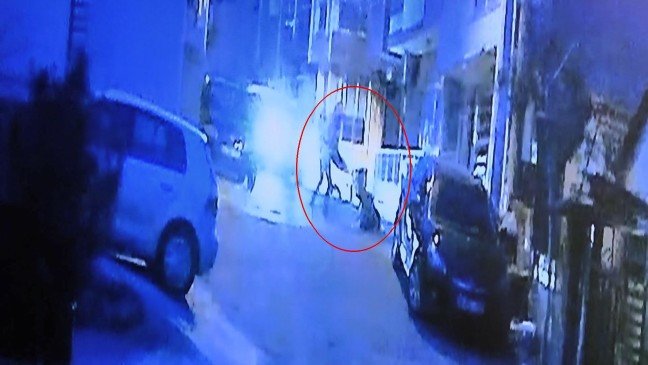 20-01/22/bosandigi-esi-tarafindan-oldurulen-busranin-gozleri-baskasinda-yasayacak_3453_dhaphoto8