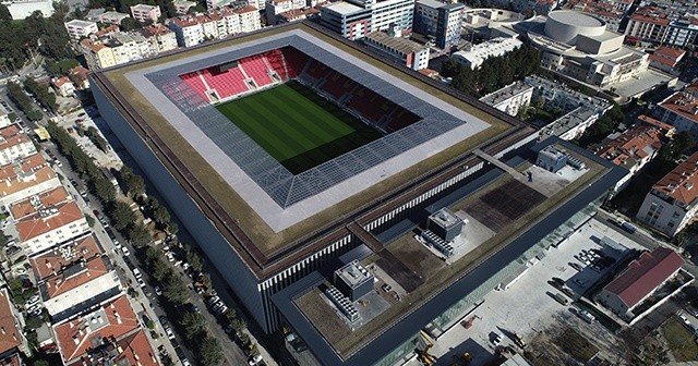 20-01/22/goztepe-evine-donuyor-yeni-stadyum-kapilarini-aciyor-1579684638