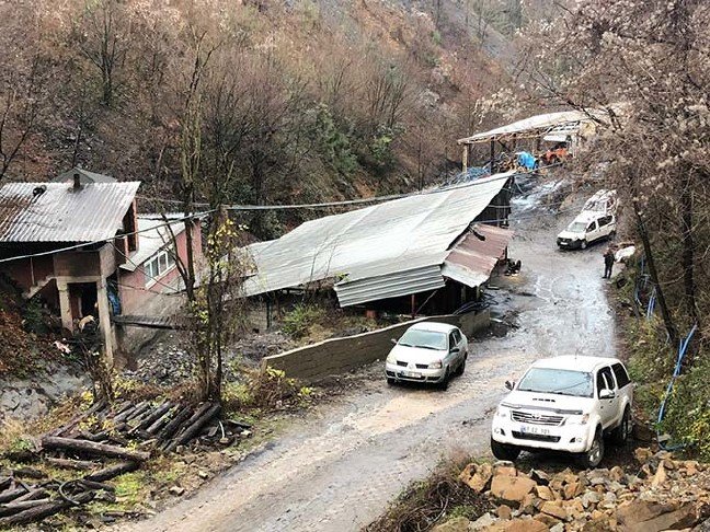 20-01/31/kacak-ocakta-gocukte-mahsur-kalan-iscileri-kurtarma-calismalari-devam-ediyor3-_6044_dhaphoto7