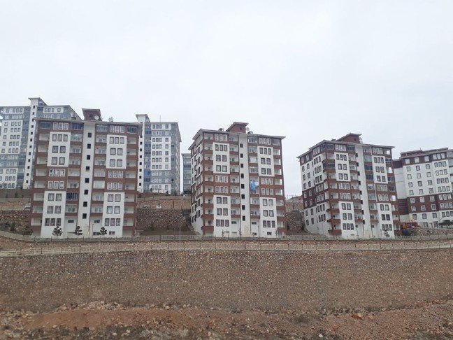 20-02/03/33-sozcu-toki-4