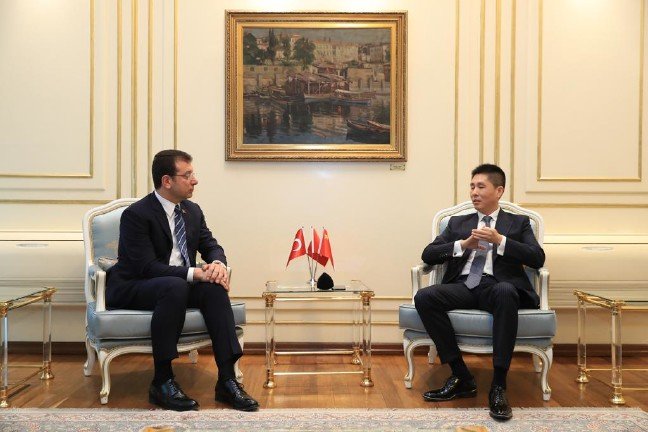 20-02/06/-cinin-istanbul-baskonsolosundan-imamogluna-ziyaret_3225_dhaphoto2