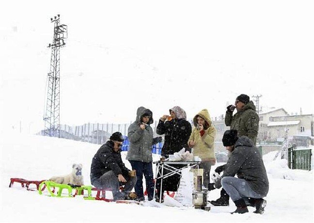 20-02/09/5e4010c918c77326703cc2ad