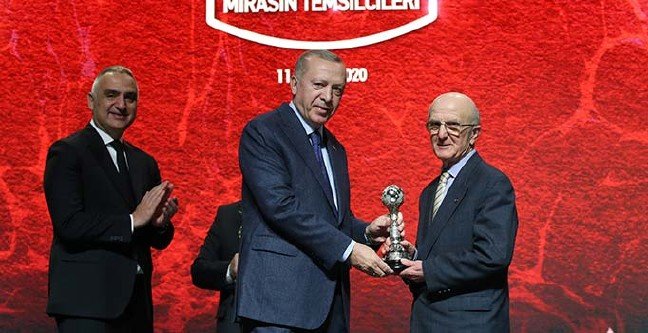 20-02/11/ana-manset-2-1581427249