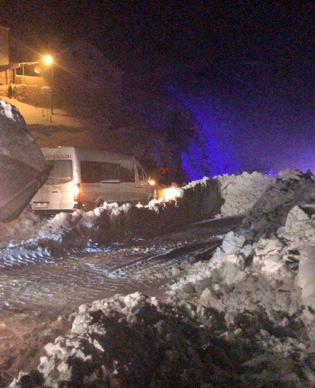 20-02/11/aw933838_05-1581446776