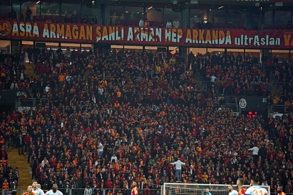 20-02/12/aw934957_14