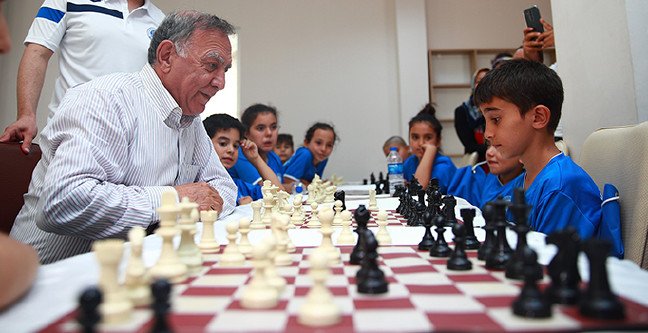 20-02/12/seyhan-satranc-turnuvasi