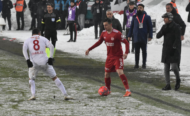 20-02/13/demir-grup-sivasspor-fraport-tav-antalyaspor-fotograflar-_2754_dhaphoto5