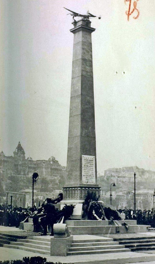 20-02/14/5e45c8e6d3806c1d4025bf1e