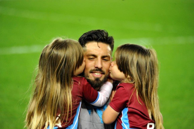 20-02/16/eq6e3qqxsaes8ao