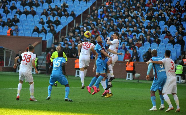 20-02/16/trabzonspor-demir-grup-sivasspor-fotograflar-_5704_dhaphoto12