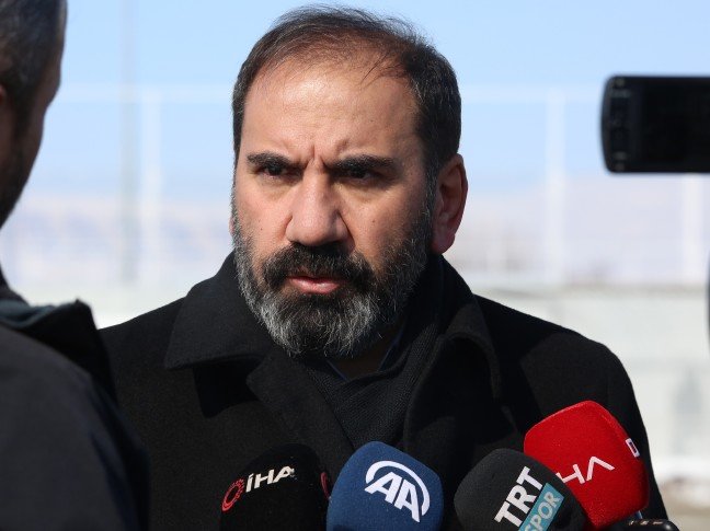 20-02/17/14439918-1581943383