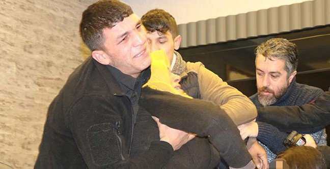 20-02/17/ana-manset-2-1581928753