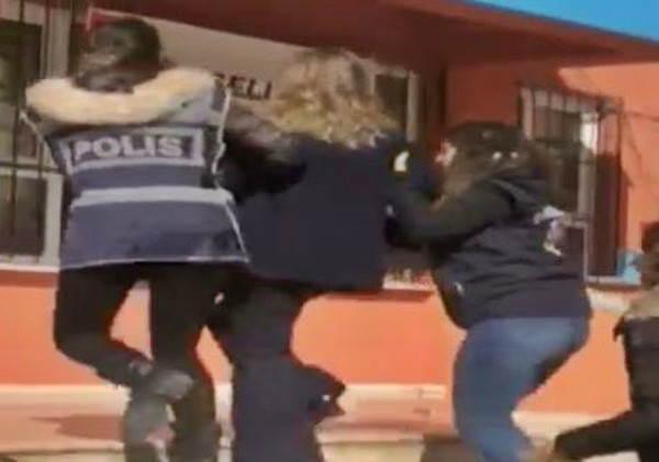 20-02/18/erdf4afwsaawp9u