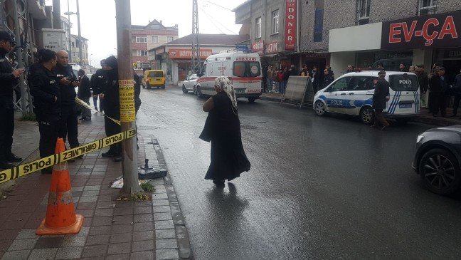 20-02/20/esenyurtta-silahli-kavga-1-_5561_dhaphoto2-1582206118