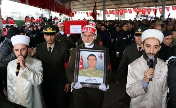 20-02/21/c10f63c502ef2b61fd2edb2589c55e58-1582287299