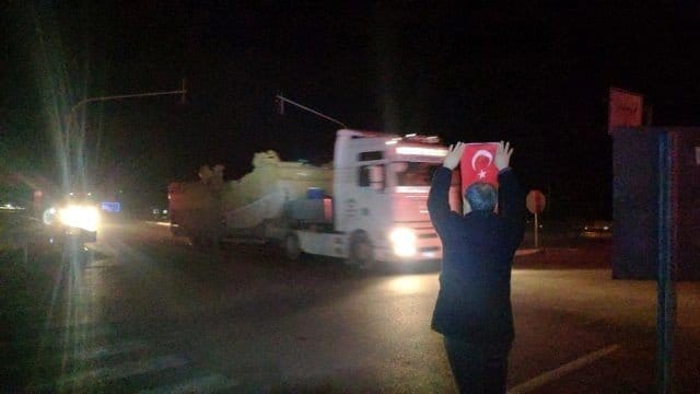 20-02/21/sehit-haberleri-sonrasi-suriye-sinirina-buyuk-12939375_9904_m