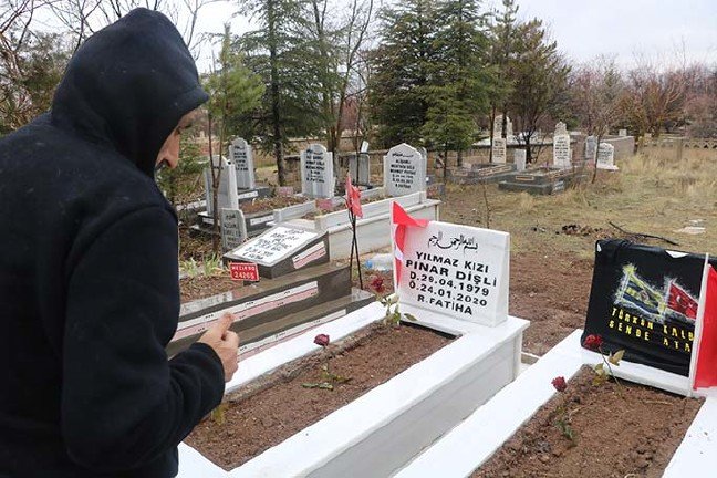 20-02/22/aw944085_02